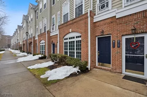 411 Deluca Rd #411, Belleville, NJ 07109