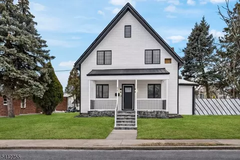 68 Port Reading Ave, Woodbridge, NJ 07095