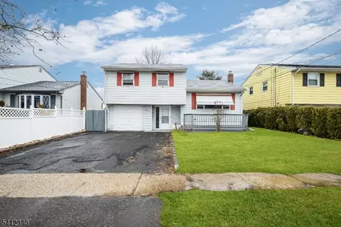 883 Stacy Pl, Rahway, NJ 07065