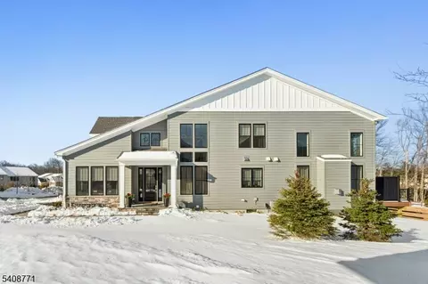 41 Brambling Rd, Berkeley Heights, NJ 07922