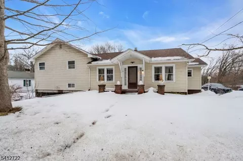 232 Espanong Rd, Lake Hopatcong, NJ 07849