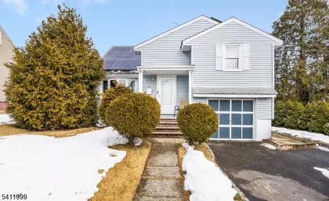 31 Grove Rd, Union, NJ 07083