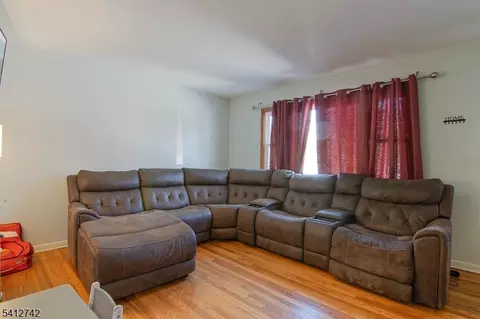 Living - 95 Raymond Ave, Plainfield, NJ 07062 photo 1 of 1