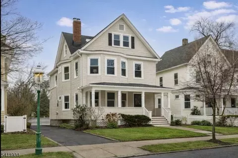 210 Baldwin St, Glen Ridge, NJ 07028
