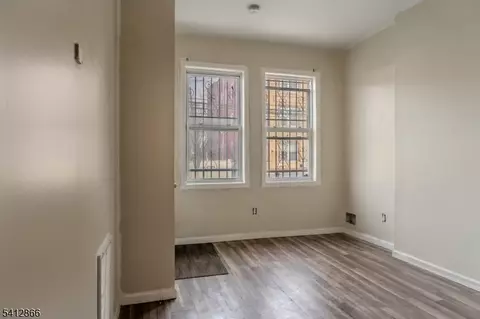 324 14th Ave # A, Newark, NJ 07103