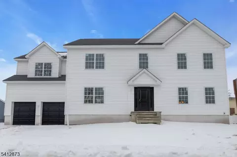 1027 Mereline Ave, Avenel, NJ 07001