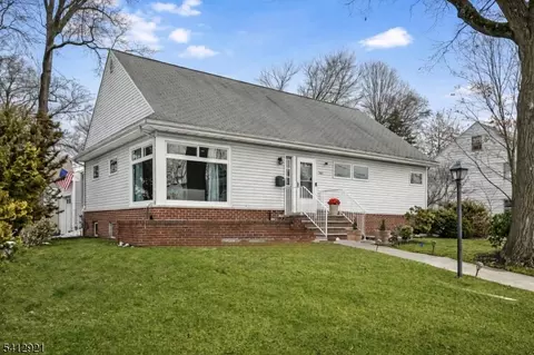 381 Dogwood Dr, Union, NJ 07083