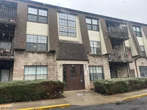 660-672 N Broad St #1C, Elizabeth, NJ 07208