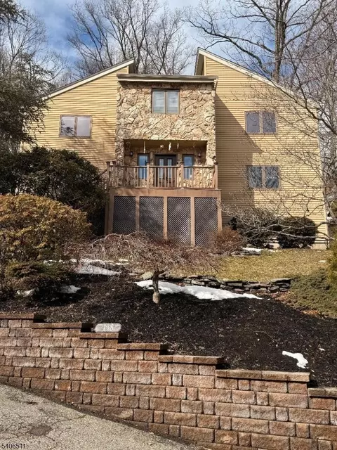 138 Shady Ln, Randolph, NJ 07869