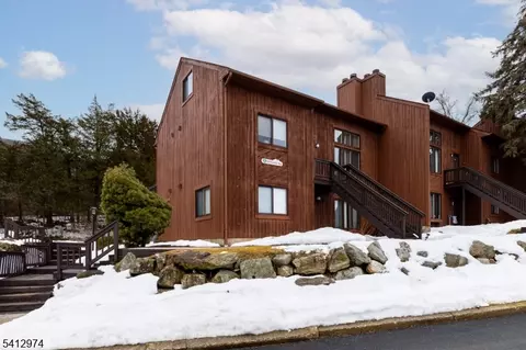 5 Spyglass Hill Rd UNIT 5, Vernon, NJ 07462