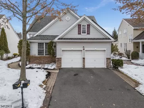 12 Republic Row, Somerset, NJ 08873