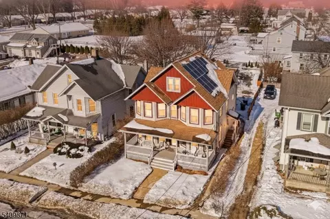 194 W Washington Ave, Washington, NJ 07882