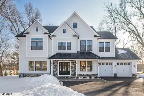117 Woodlawn Ave, Bridgewater, NJ 08807