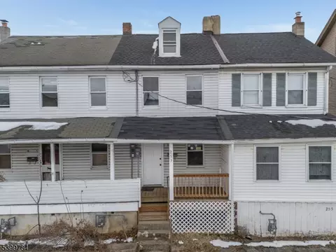 253 Washington St, Phillipsburg, NJ 08865