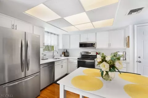 108 Hillside Ter E, Hackettstown, NJ 07840 photo 9