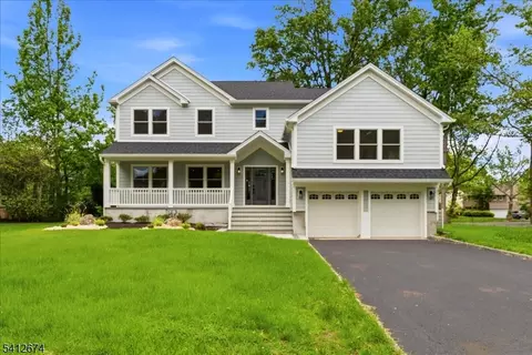 13 Oneida Dr, Westfield, NJ 07090