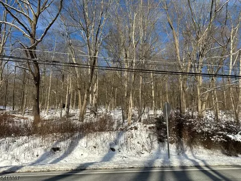 558 Stanhope Rd, Byram Twp, NJ 07871