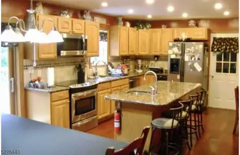25 Panorama Dr, Sussex, NJ 07461