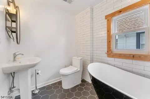 7 Pine St, Bloomfield, NJ 07003 photo 40