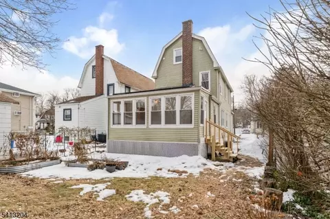 7 Pine St, Bloomfield, NJ 07003 photo 2
