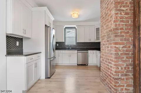 7 Pine St, Bloomfield, NJ 07003 photo 13