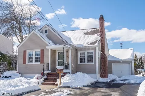 49 Locust Dr, Kenilworth, NJ 07033