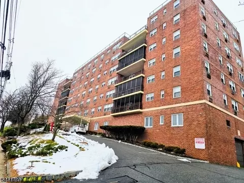 415 Claremont Ave #4 A, Montclair, NJ 07042