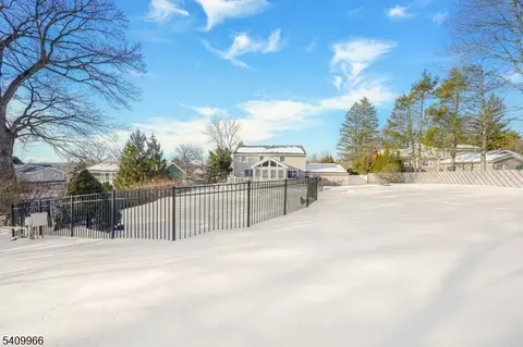 10 Stuart Ct, Pine Brook, NJ 07058 photo 30