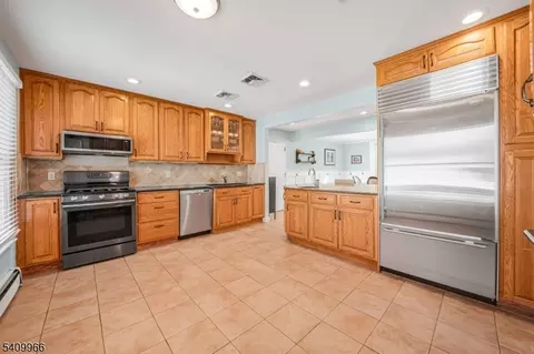 10 Stuart Ct, Pine Brook, NJ 07058 photo 7