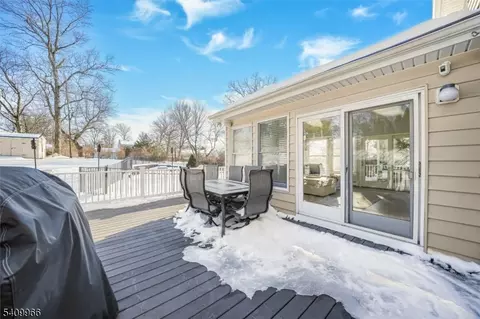 10 Stuart Ct, Pine Brook, NJ 07058 photo 32