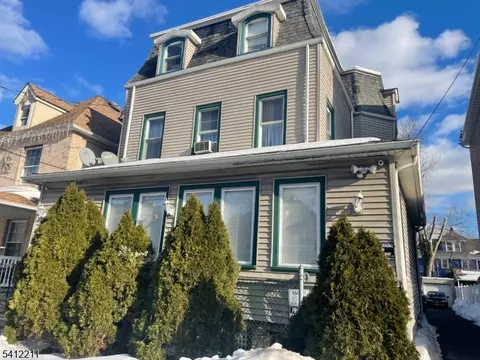 218 Orchard St #2, Elizabeth, NJ 07208