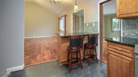 17 Clifford Dr, Wayne, NJ 07470 photo 14