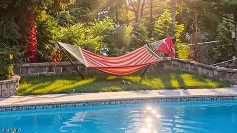 17 Clifford Dr, Wayne, NJ 07470 photo 31