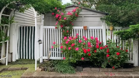 17 Clifford Dr, Wayne, NJ 07470 photo 35