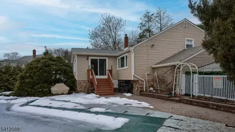 17 Clifford Dr, Wayne, NJ 07470 photo 34