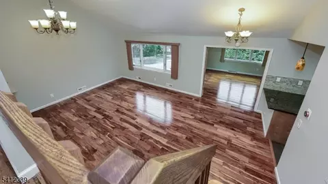17 Clifford Dr, Wayne, NJ 07470 photo 11
