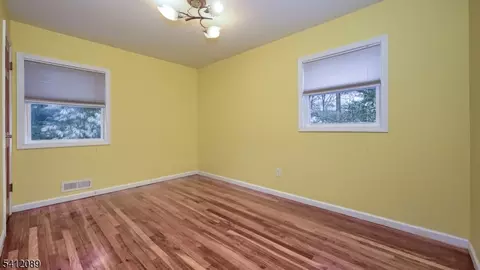 17 Clifford Dr, Wayne, NJ 07470 photo 22