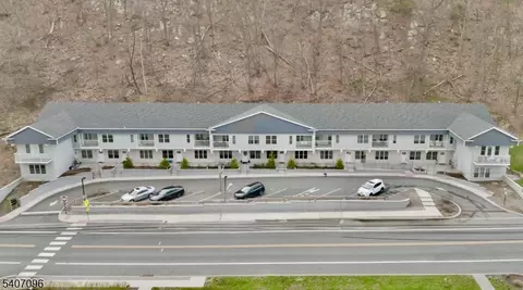 165 Lakeside Rd, West Milford Twp, NJ 07421