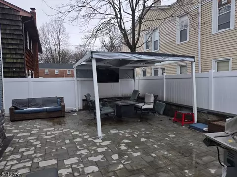 Exterior - 9 Wayne Pl, Nutley, NJ 07110 photo 2 of 4