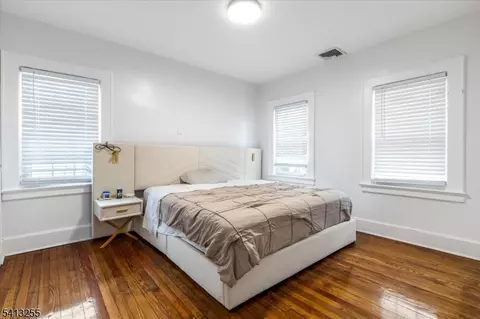 Bedroom - 9 Wayne Pl, Nutley, NJ 07110 photo 3 of 6