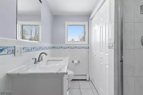 5 Ferndale Rd, Wayne, NJ 07470 photo 16