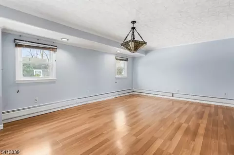 5 Ferndale Rd, Wayne, NJ 07470 photo 8