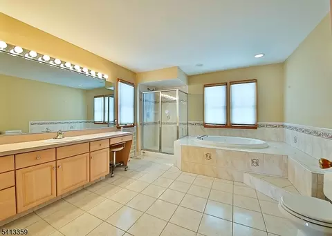 2 Marc Dr, Wantage, NJ 07461 photo 14