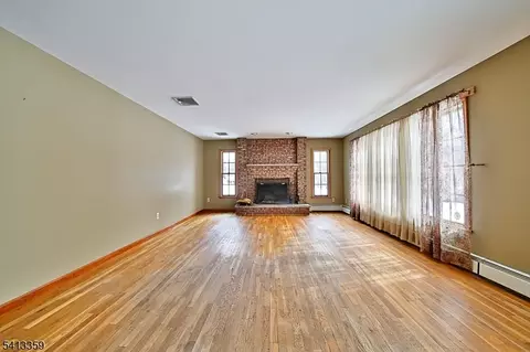 2 Marc Dr, Wantage, NJ 07461 photo 6