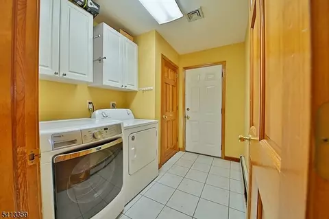 2 Marc Dr, Wantage, NJ 07461 photo 12