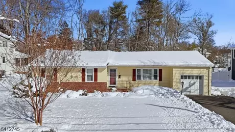 47 Clinton Ave, New Providence, NJ 07974
