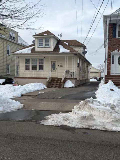 297 Delaware Ave, Paterson, NJ 07503