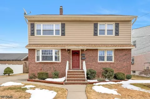 712 Meyer Ave, Lyndhurst, NJ 07071