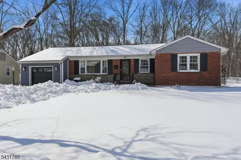 62 Forest Ave, Berkeley Heights, NJ 07922