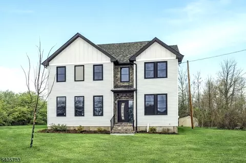 237 S Main St # A, Flemington, NJ 08822